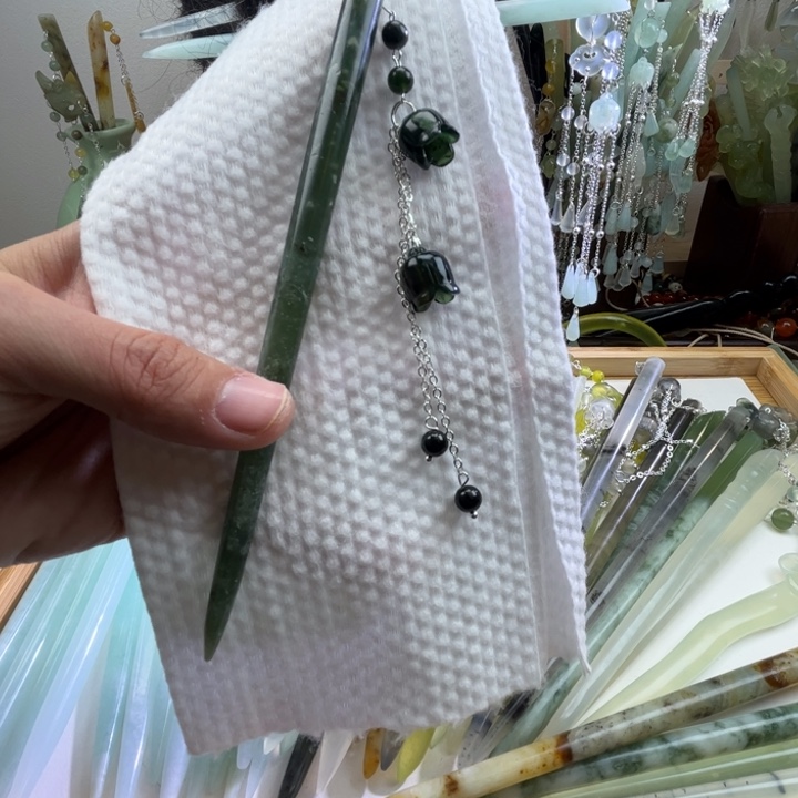 蛇纹石玉发饰未镶嵌