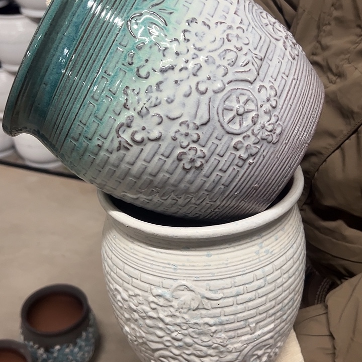 高度22厘米口20厘米