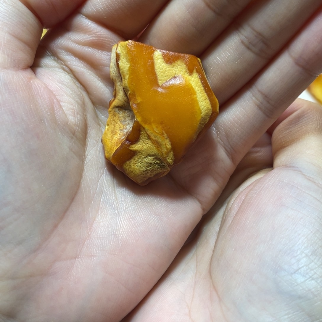 定制琥珀天然琥珀