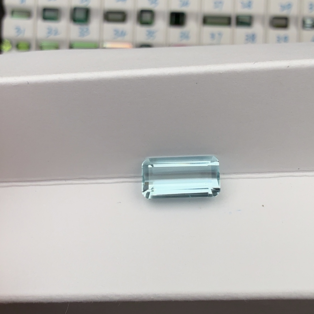 海蓝宝石裸石天然2.18克拉