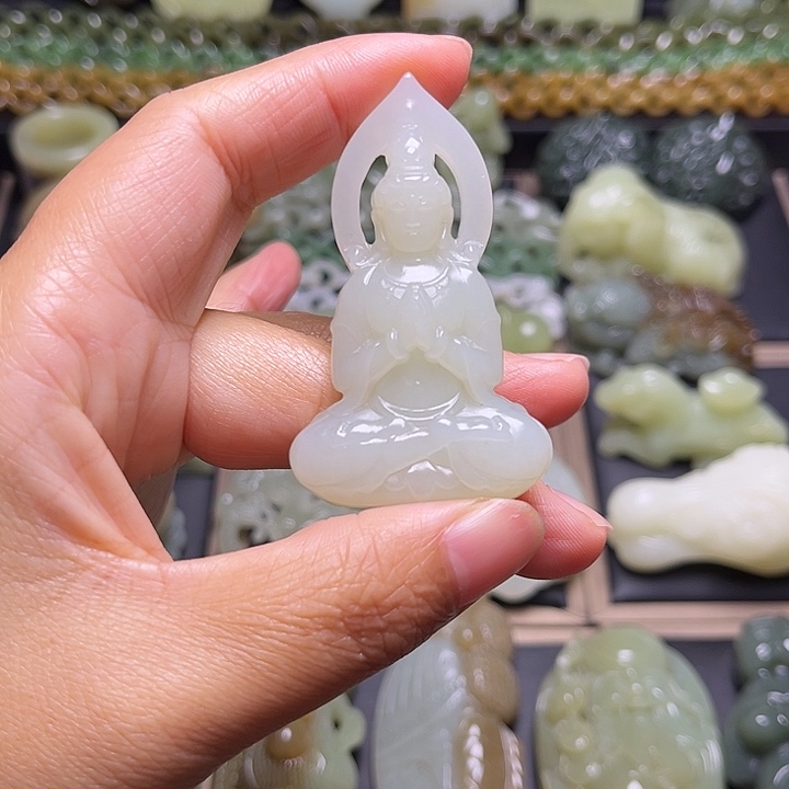 和田玉未镶嵌挂件