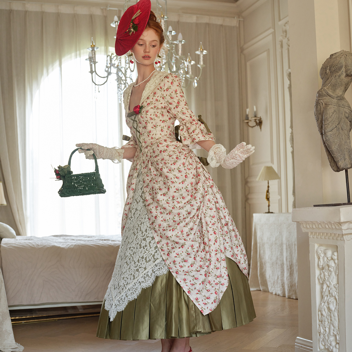 LaceMade 草莓盛宴 法式欧洲宫廷贵族礼服巴斯尔裙长裙复古设计感
