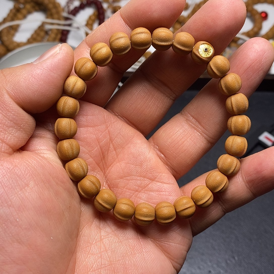 猴头核桃手串全品8左右鲨鱼鳍57号