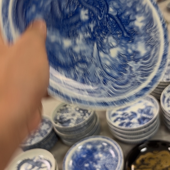 瓷片墨龙吸水大胡乘景德镇