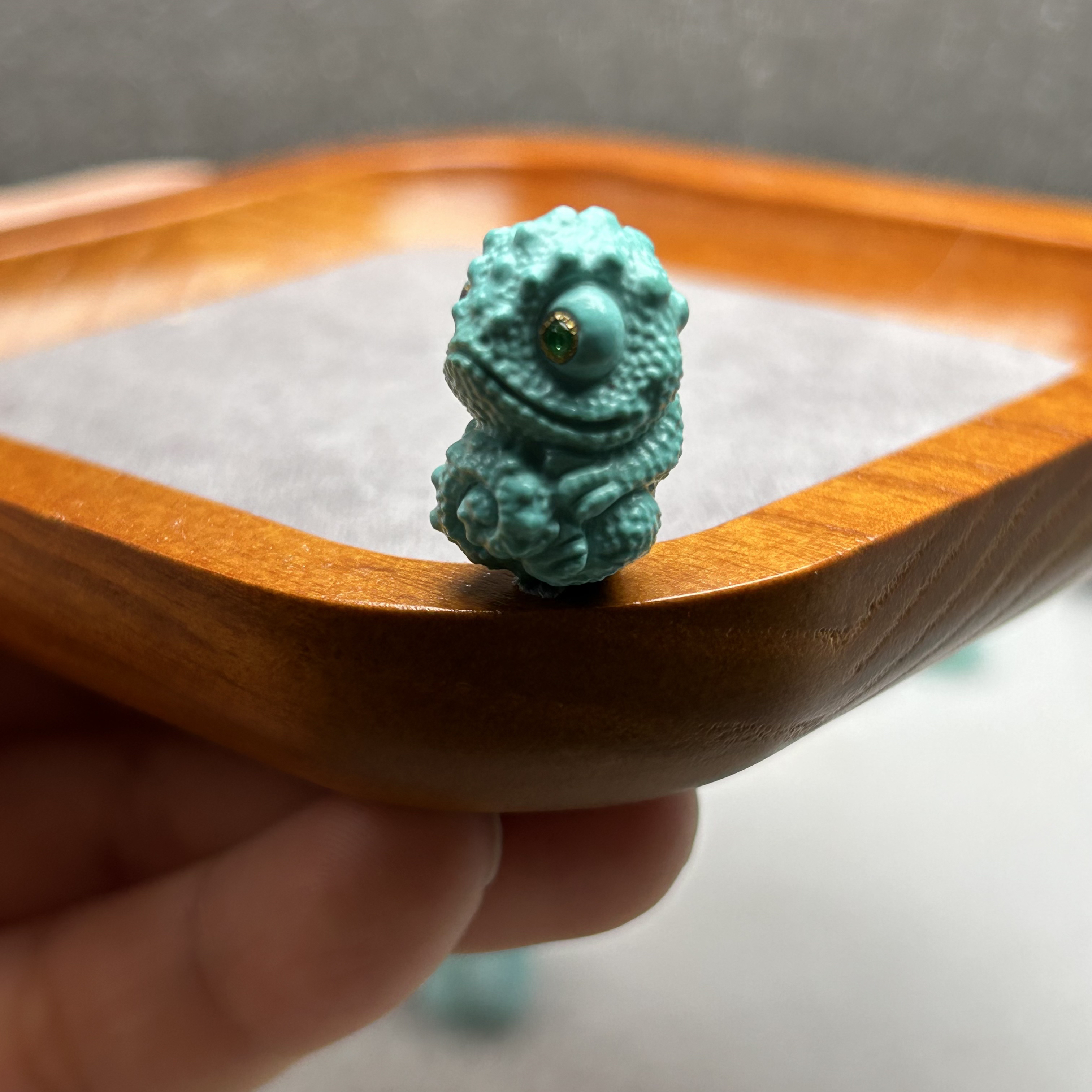 原矿绿松石高瓷精雕蜥蜴