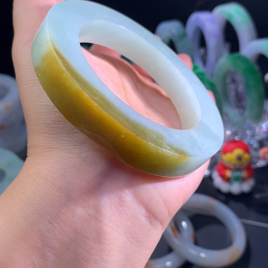 定制翡翠手镯未镶嵌