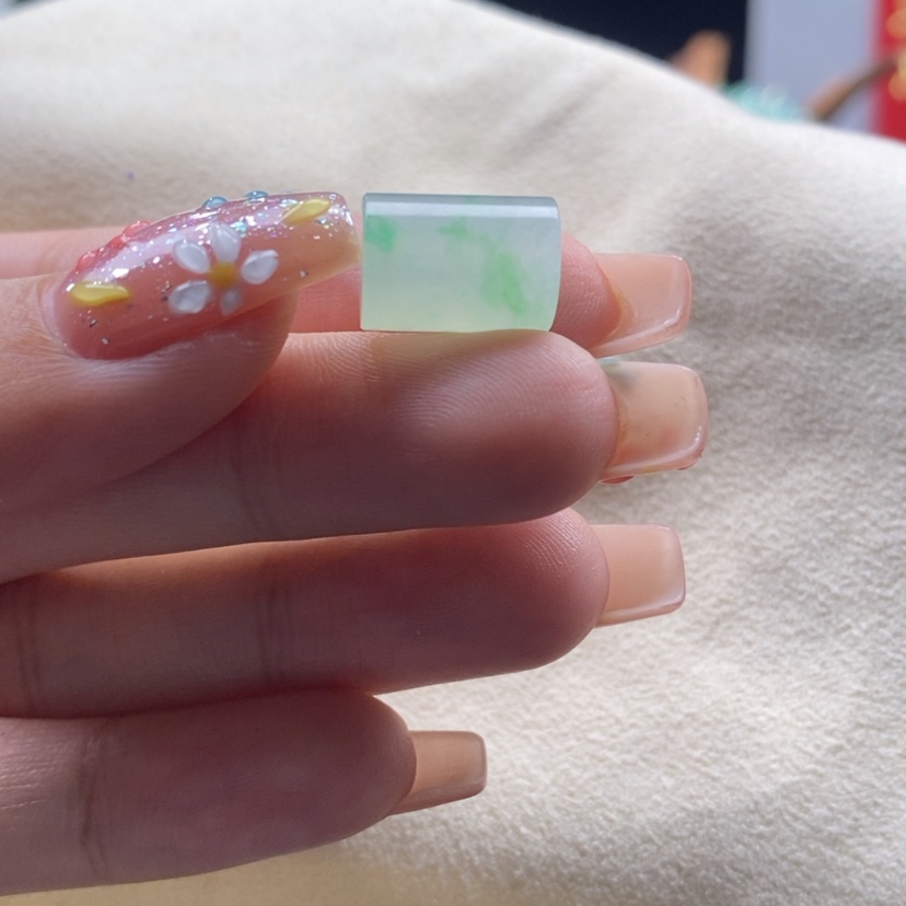 【闪购商品】翡翠颈饰未镶嵌金丝绿桶珠