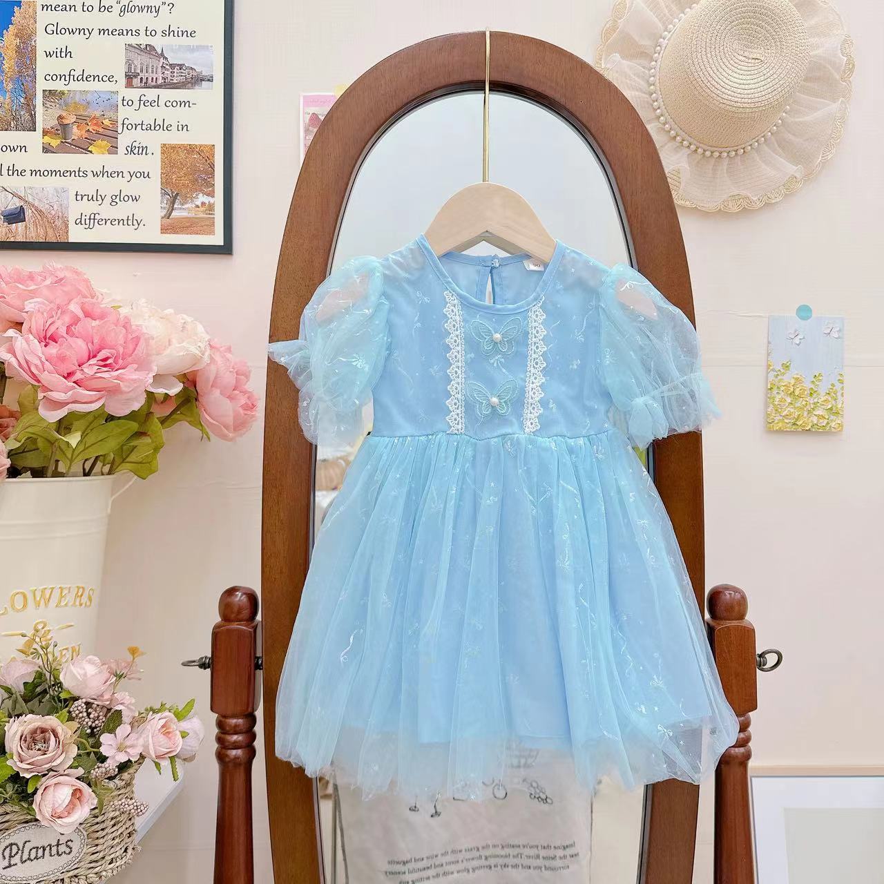 女童宫廷风泡泡袖网纱公主裙.D-ZH901