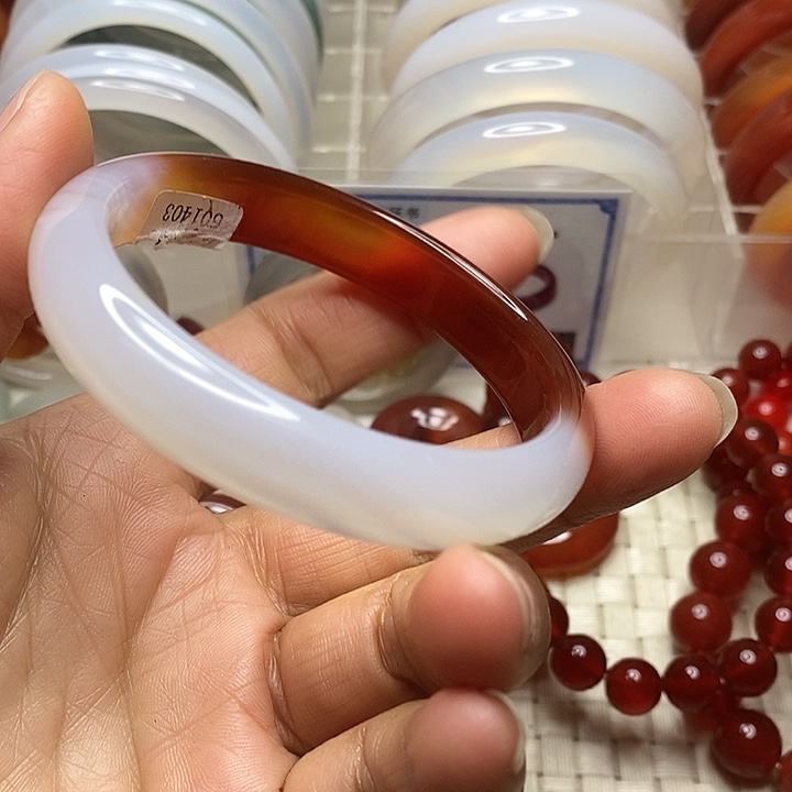 玛瑙/玉髓未镶嵌手镯