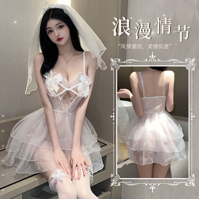 战袍战衣新款战衣爆款白色婚纱睡衣新娘性感露肩纯欲小胸情调高级