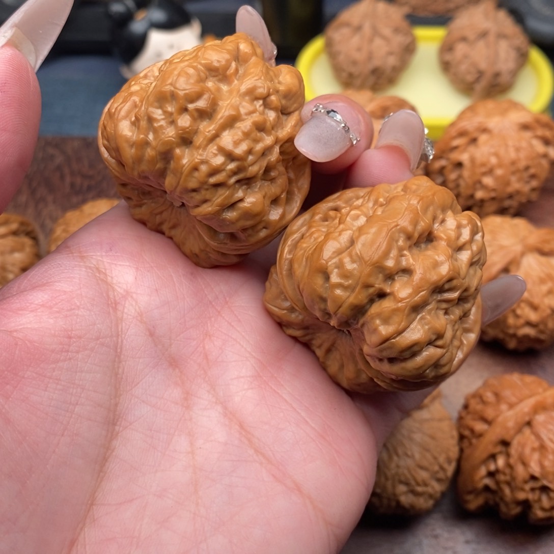 文玩核桃把件延庆毕业肌肉蛙40肚子45，克重46