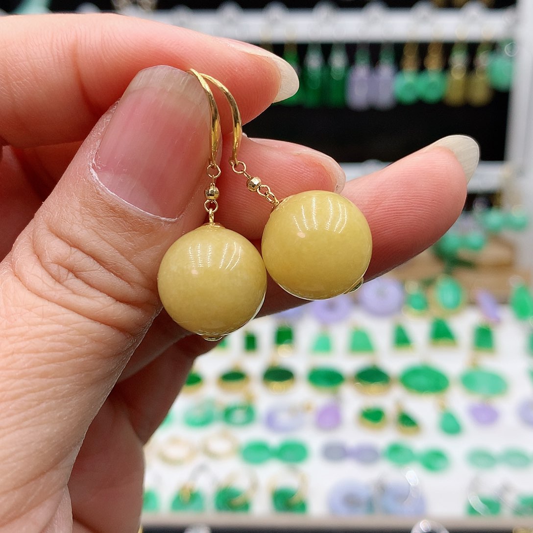 翡翠耳饰18K金镶嵌的