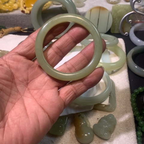 未镶嵌手链和田玉大****子