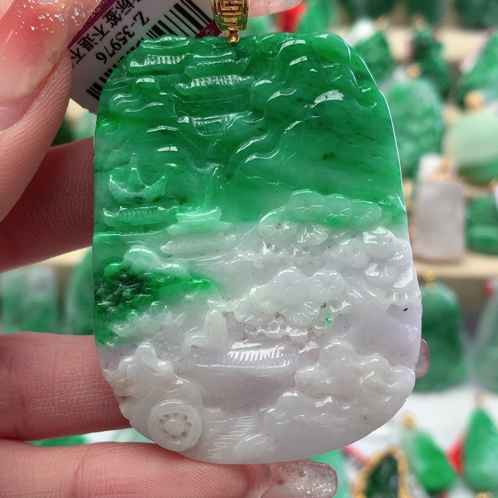 翡翠颈饰18K金镶嵌挂件