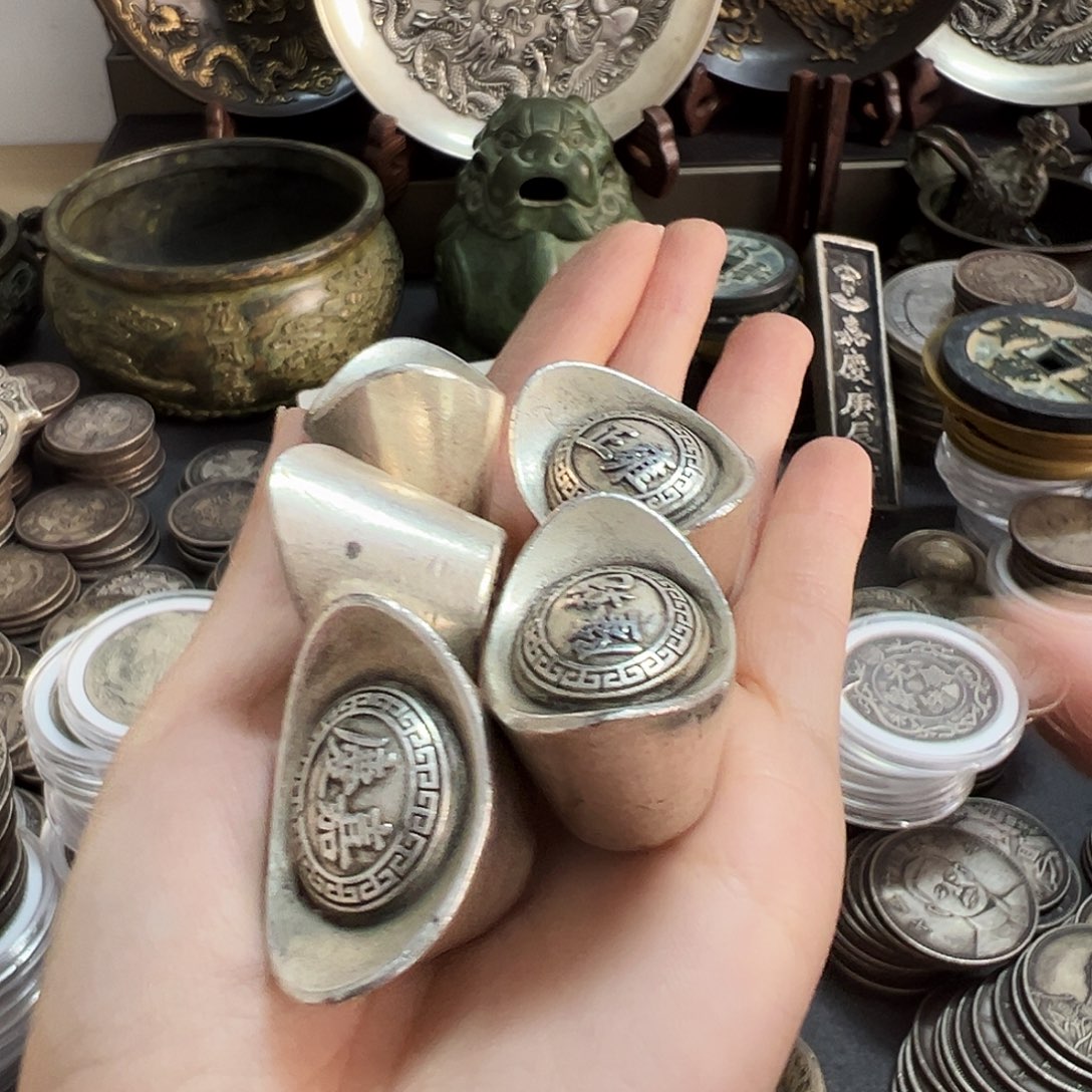 金属复古风格摆件