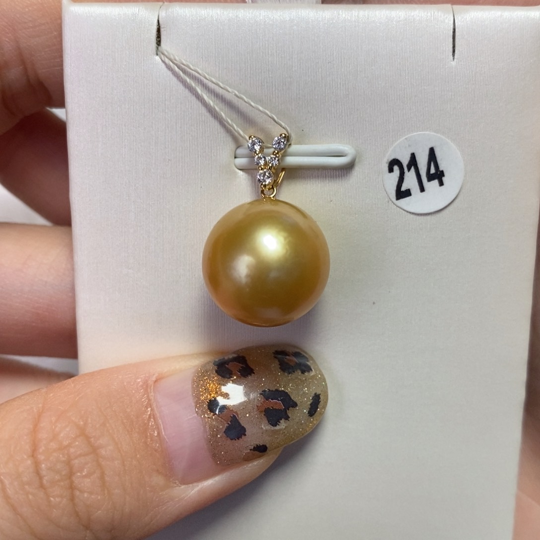 海水珍珠吊坠(不含链)18K金镶嵌