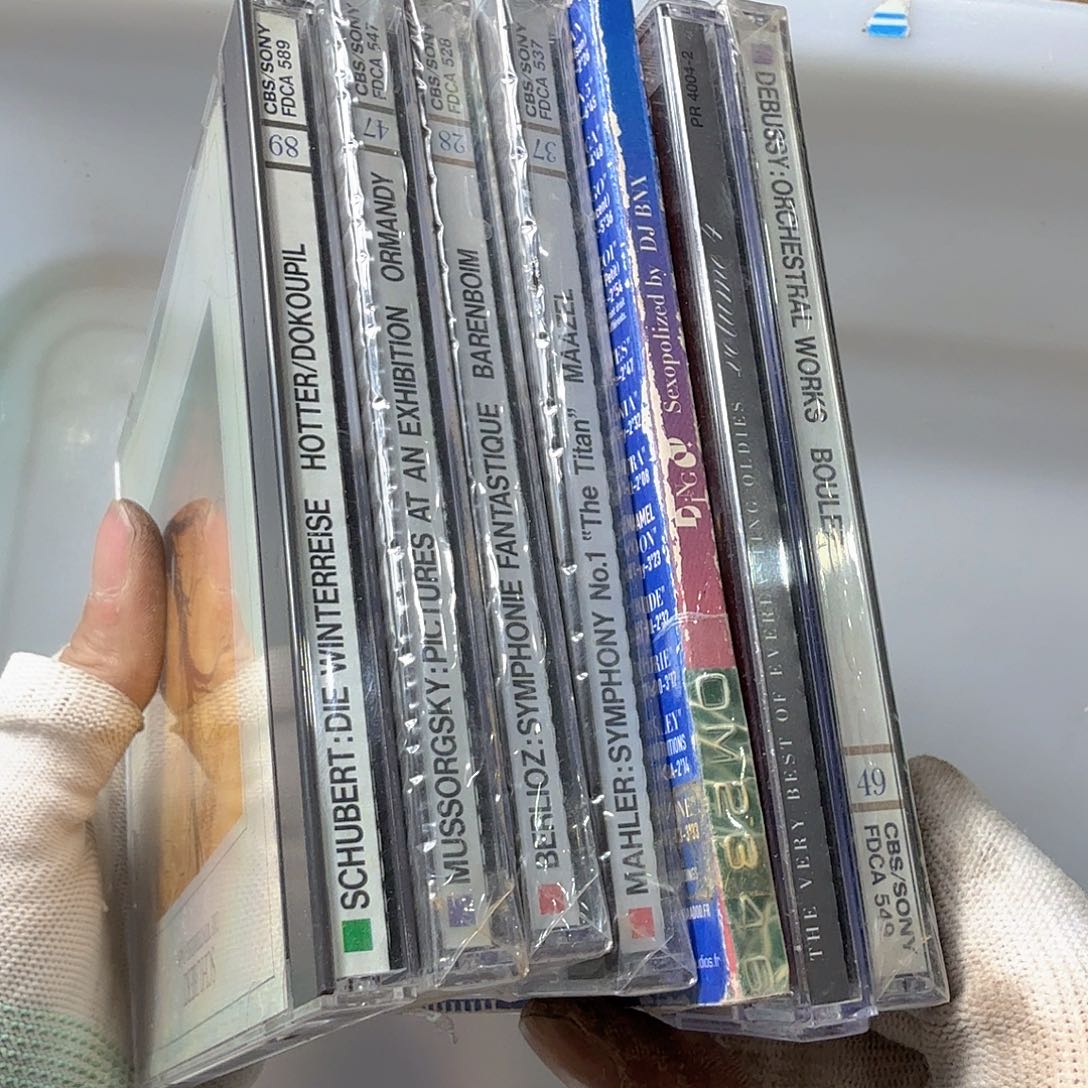 楚***人中古商品，瑕疵品，不保好坏。808