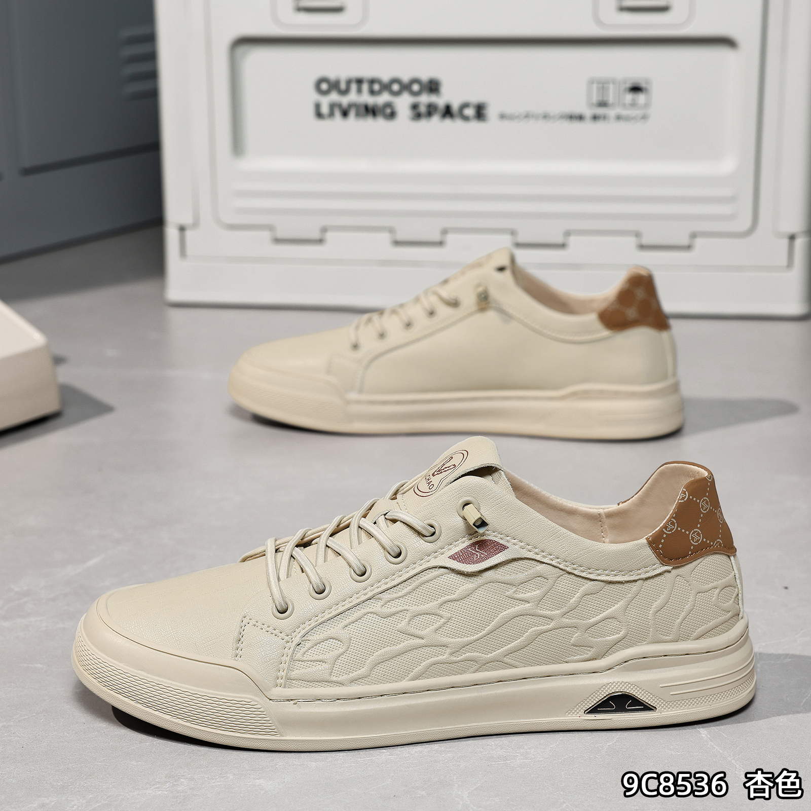 季季潮9C8536青年透气素面偏心松紧带休闲板鞋男士欧若智性风鞋子