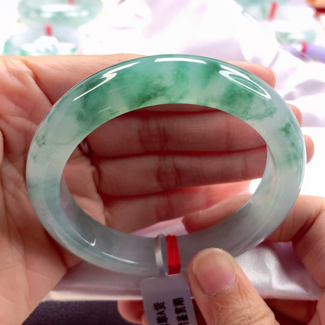 翡翠手镯未镶嵌58绿野仙踪A