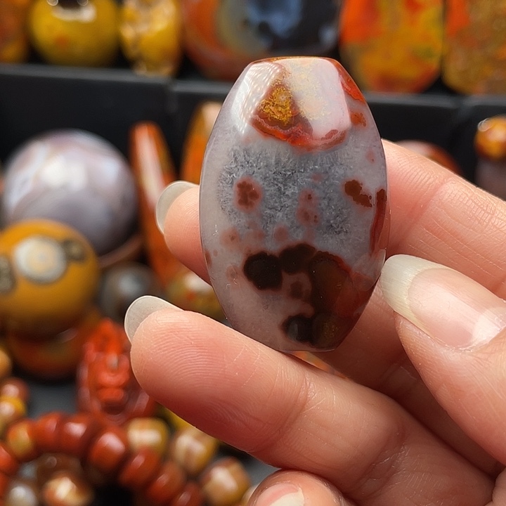 玛瑙/玉髓颈饰未镶嵌