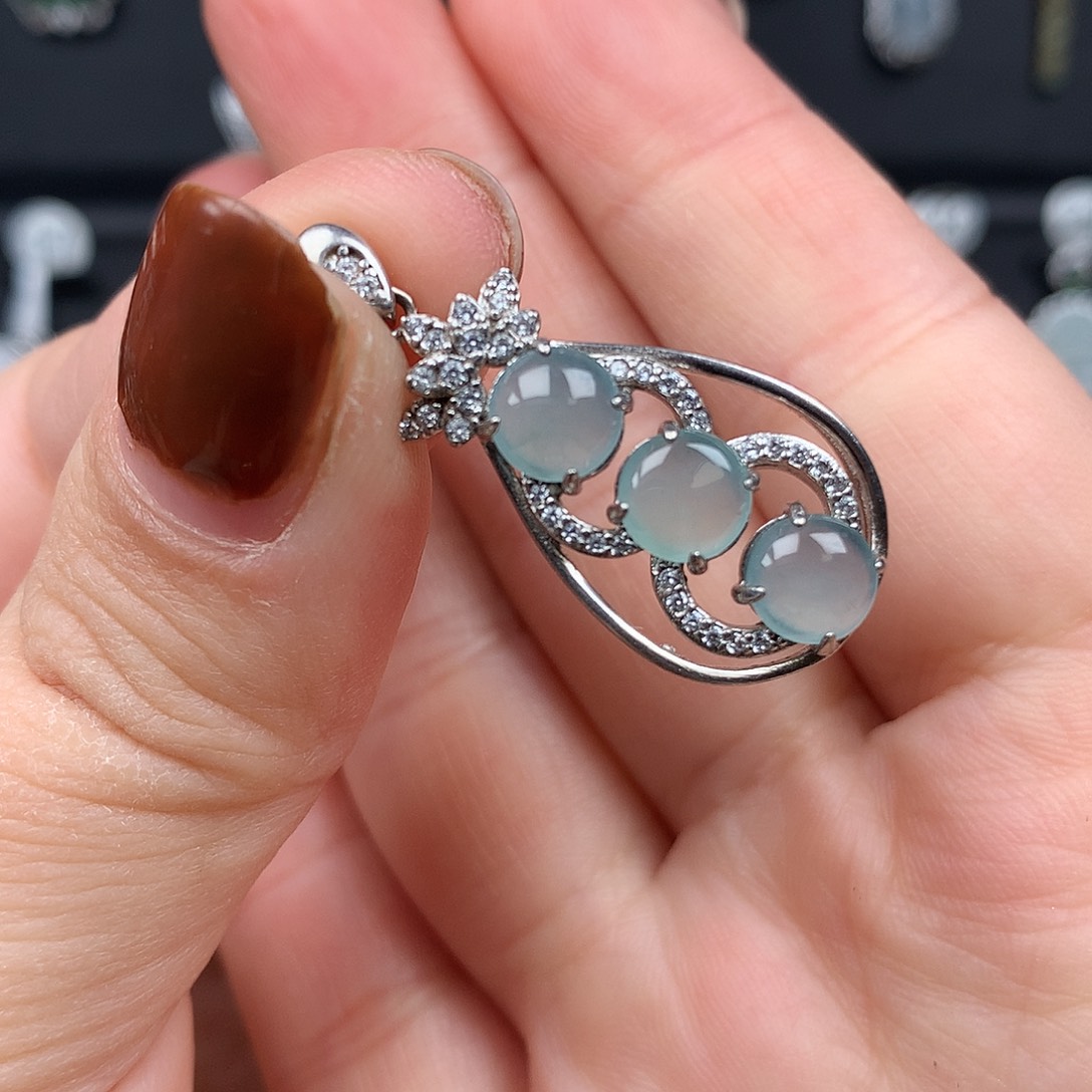 翡翠银S925镶嵌颈饰