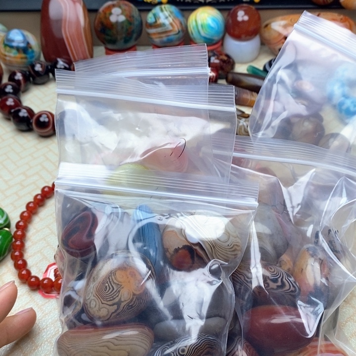 期***许未镶嵌颈饰玛瑙/玉髓