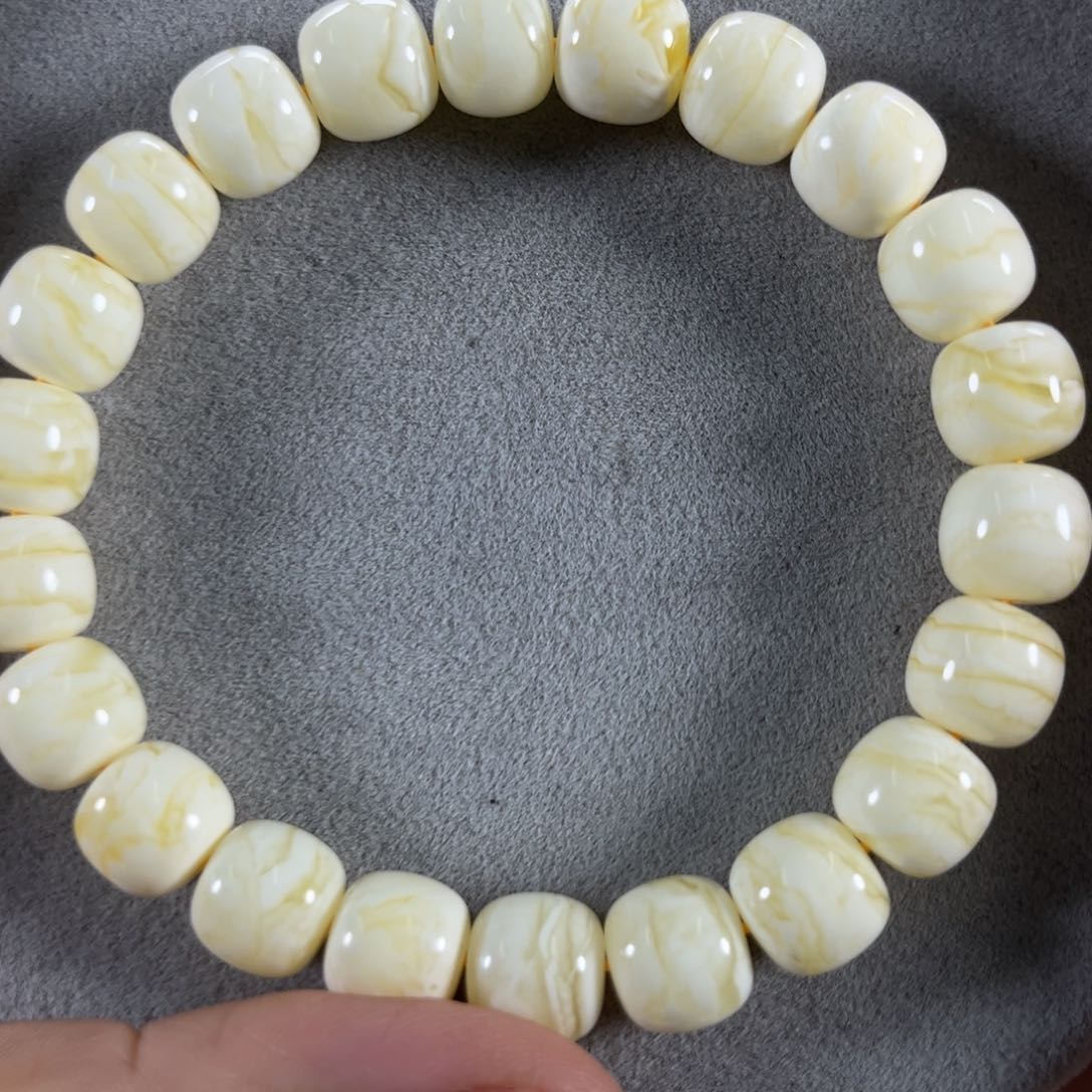 蜜蜡手串未镶嵌?****.俄料同料瓷白虎皮纹