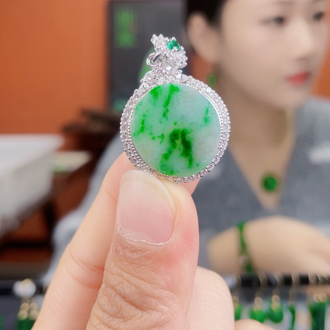 翡翠银S925镶嵌耳饰