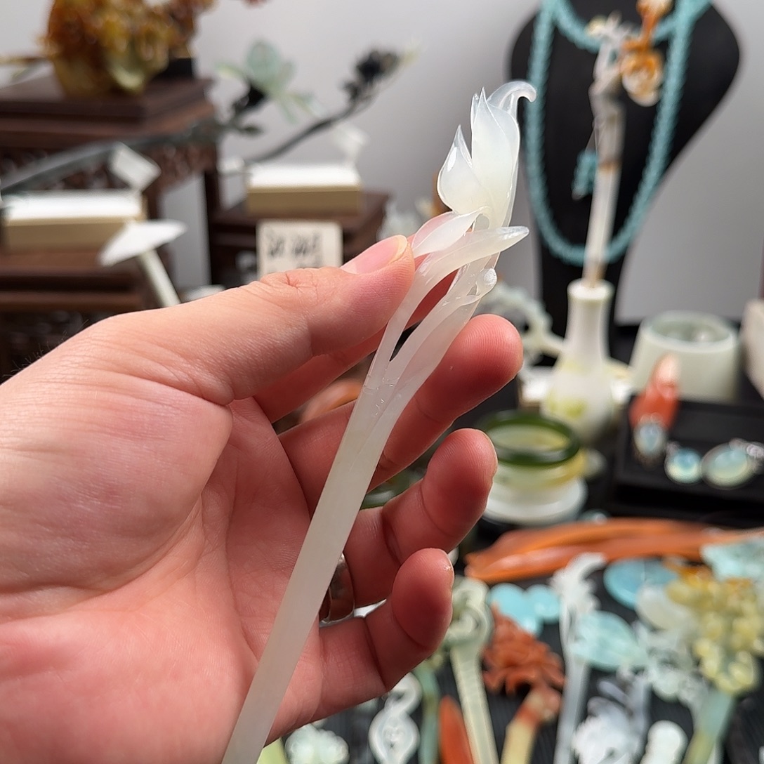 蛇纹石玉未镶嵌发饰