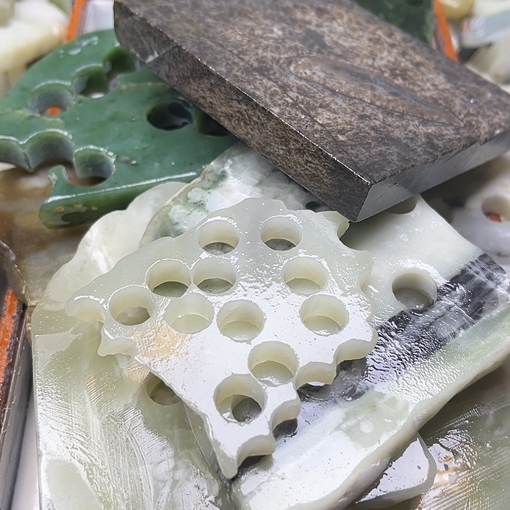 未镶嵌手镯和田玉开**L