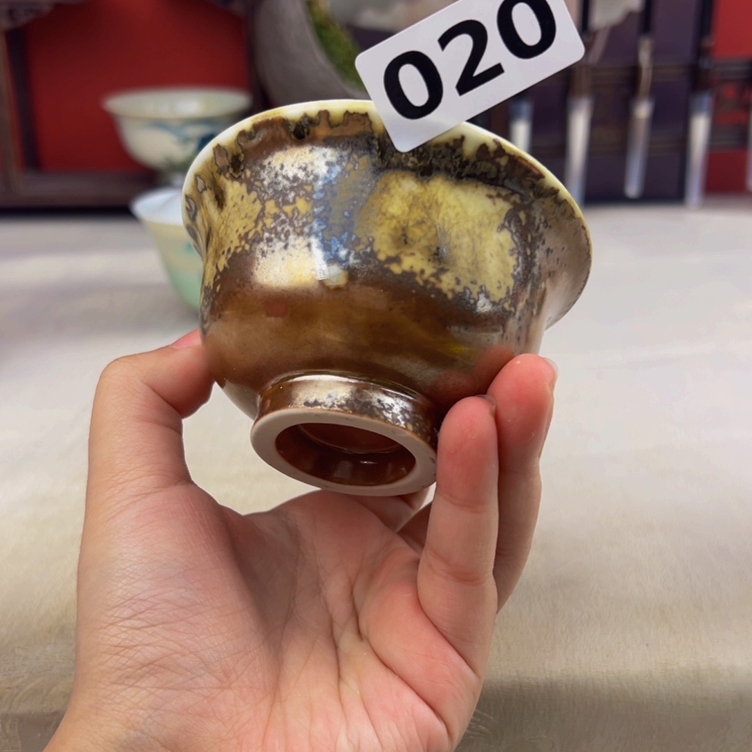 杯子嗯，纯手工柴烧主人杯
