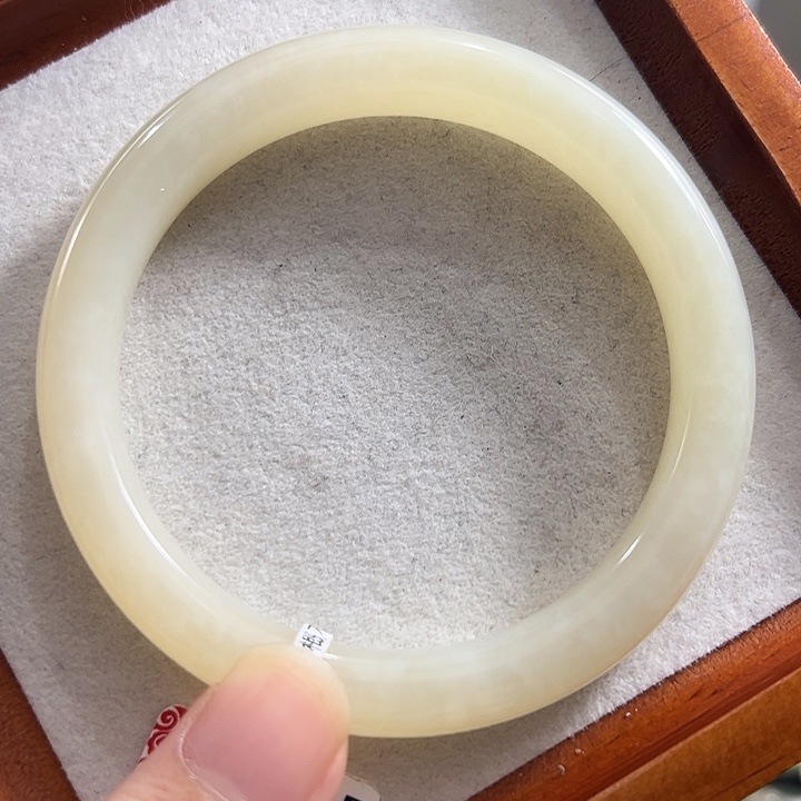 和田玉未镶嵌手镯59.5