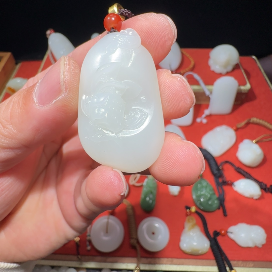 一***水和田玉未镶嵌吊坠(不含链)