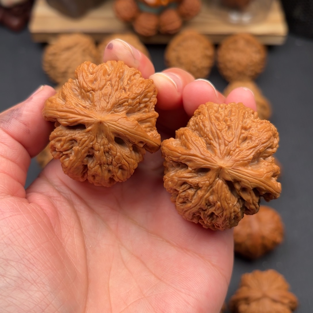 文玩核桃把件粗筋43+