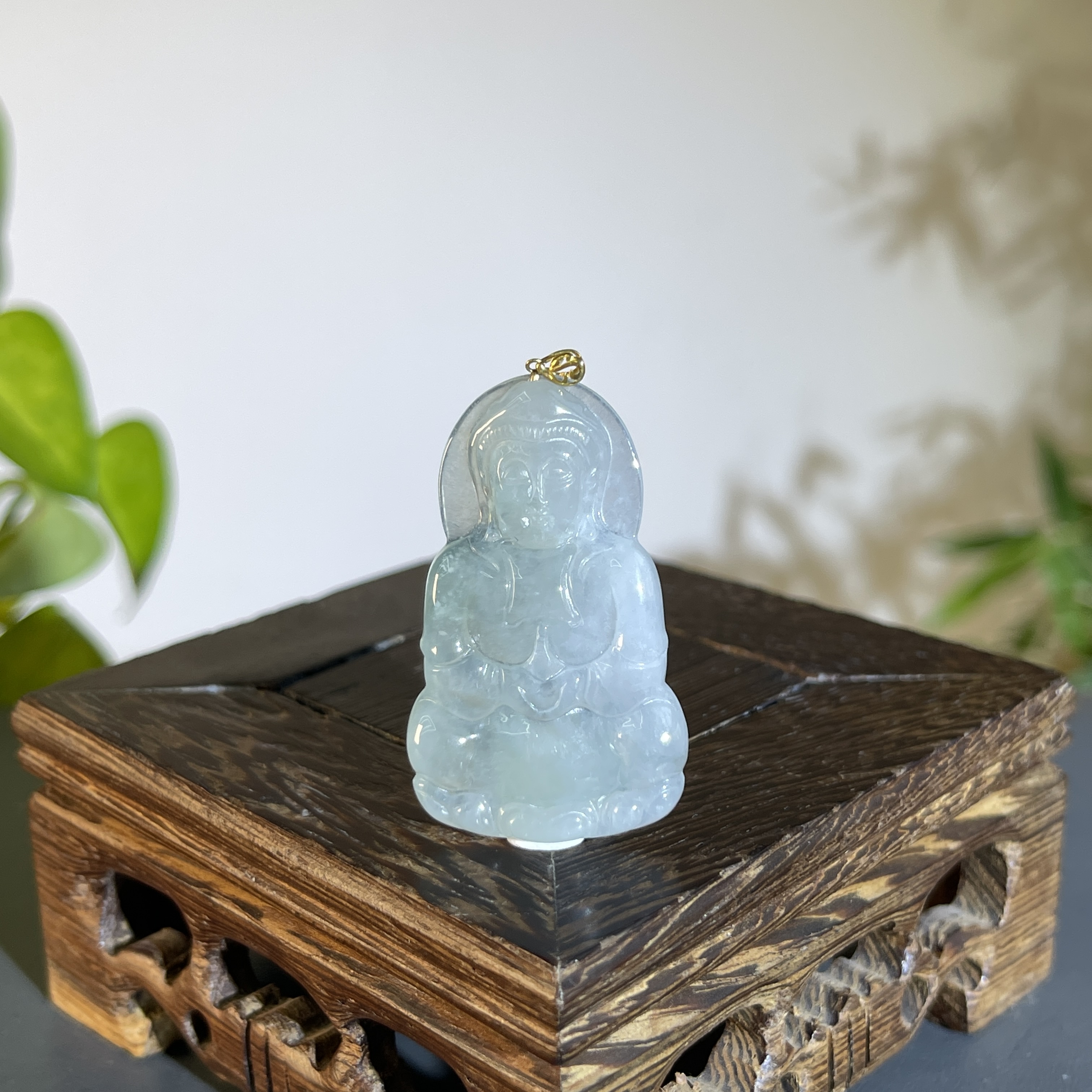 JTA20-33 天然缅甸翡翠A货 18K金扣正装观音