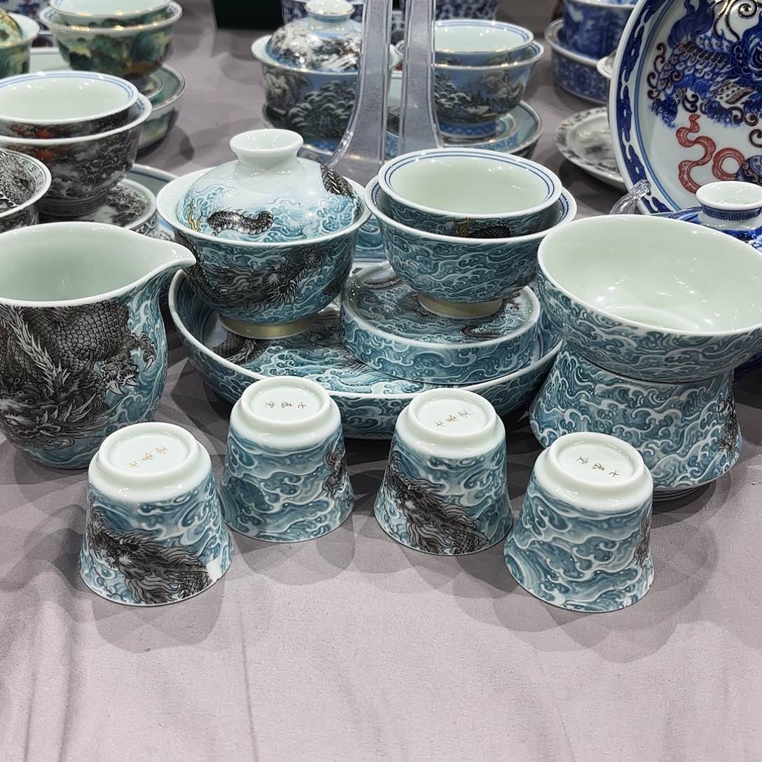 瓷片景德镇美术出版社