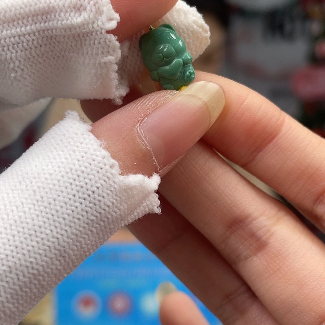 绿松石未镶嵌挂件