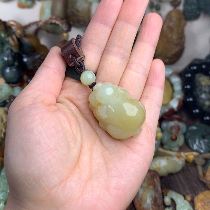 岫岩老玉（透闪石质玉）未镶嵌手把