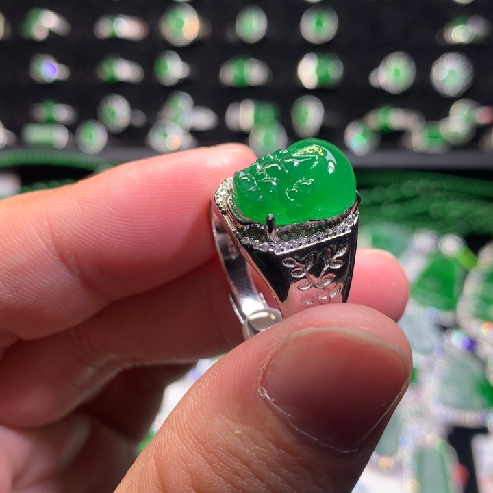 【闪购商品】翡翠颈饰银S925镶嵌貔貅