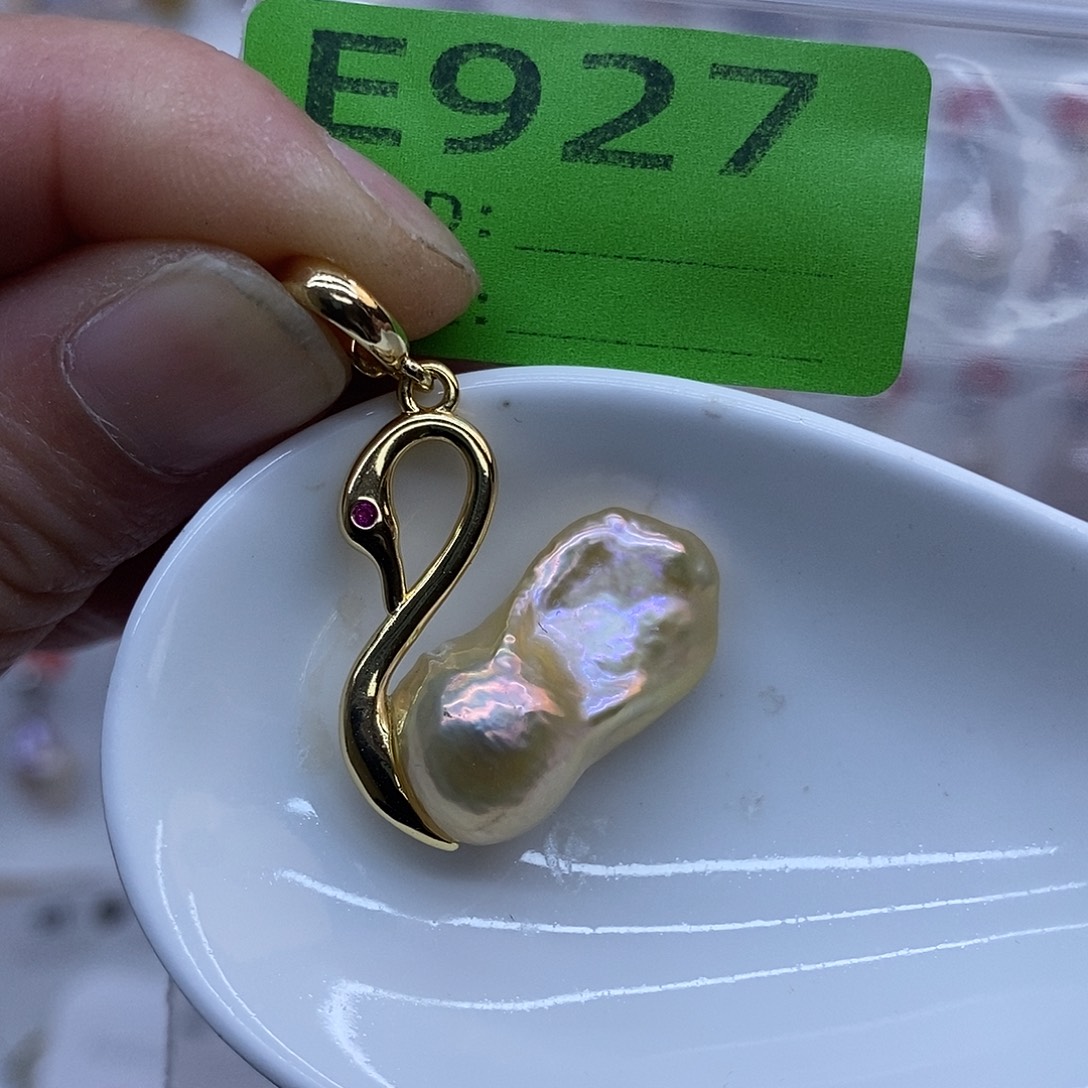 颈饰未镶嵌淡水珍珠