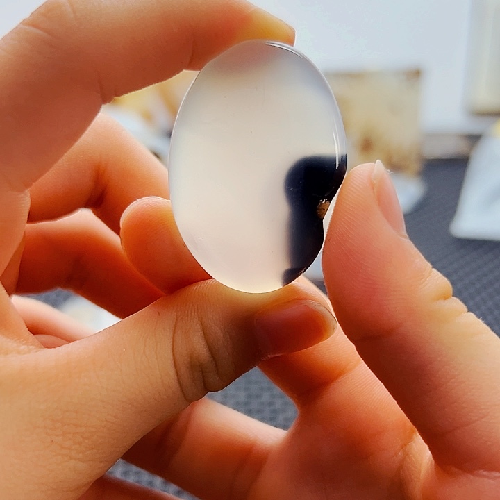 玛瑙/玉髓未镶嵌珠宝半成品