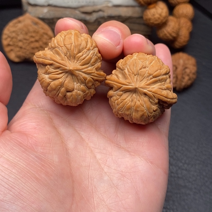 桃核把件全品33门墩