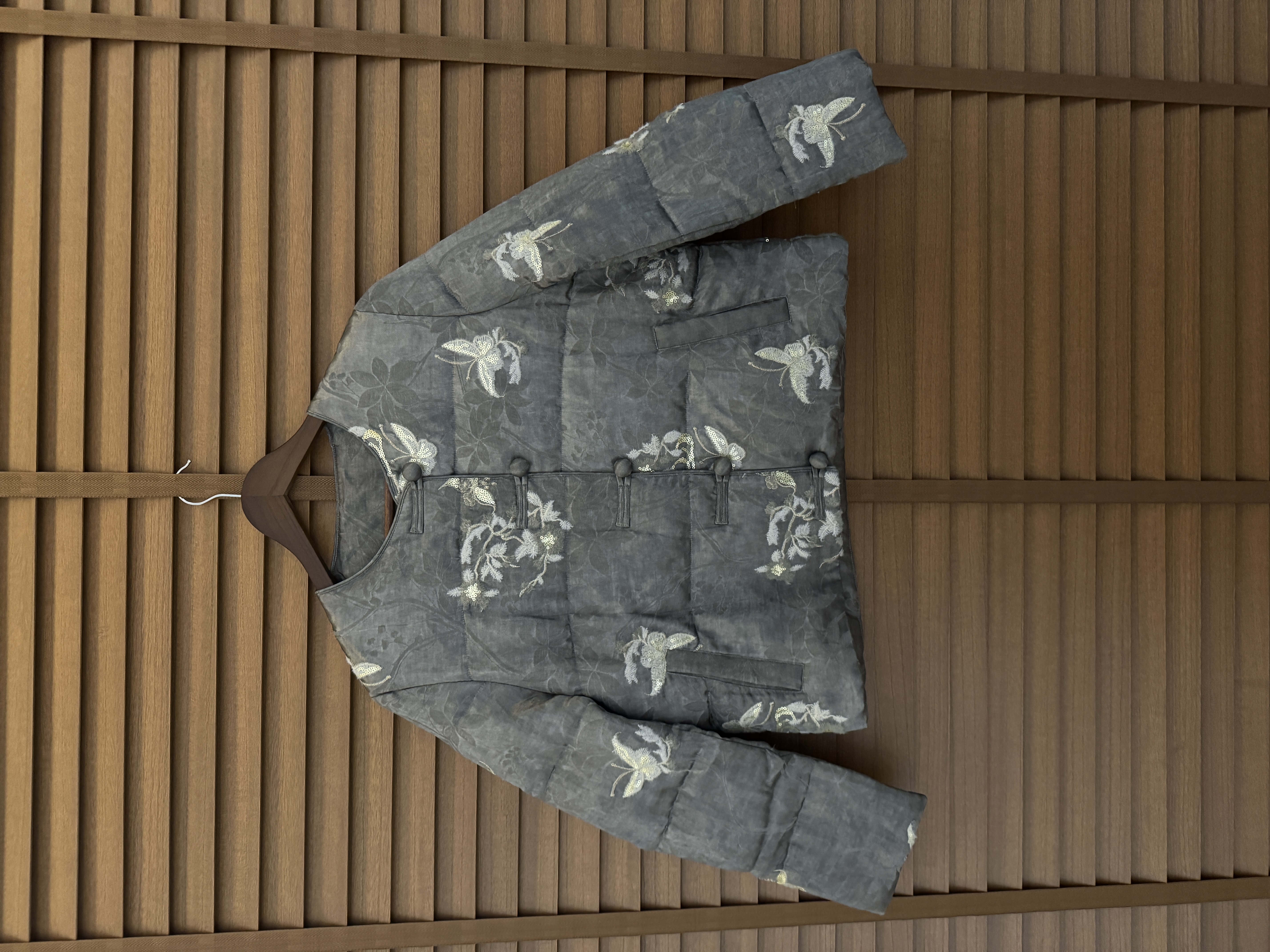 2025新款冬季蝴蝶时尚高端气质外套