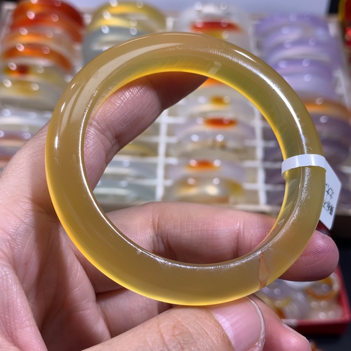 玛瑙/玉髓手镯未镶嵌