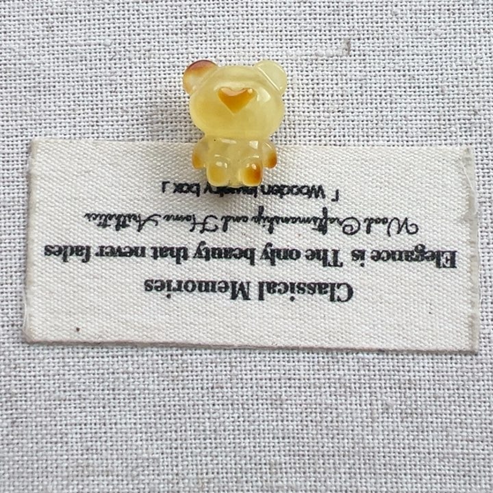 琥珀裸石未镶嵌蜜蜡