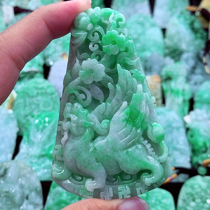 翡翠未镶嵌吊坠(不含链)