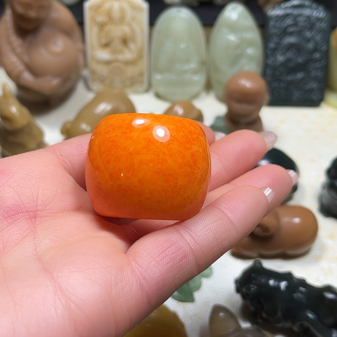 白玉菩提吊坠白玉菩提吊坠