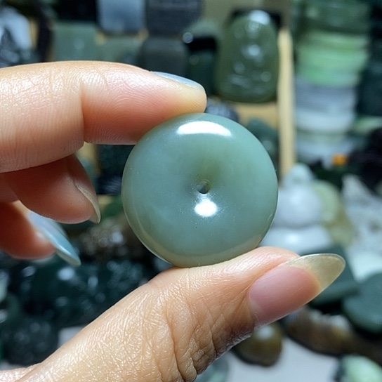 未镶嵌和田玉（糖玉）珠宝半成品