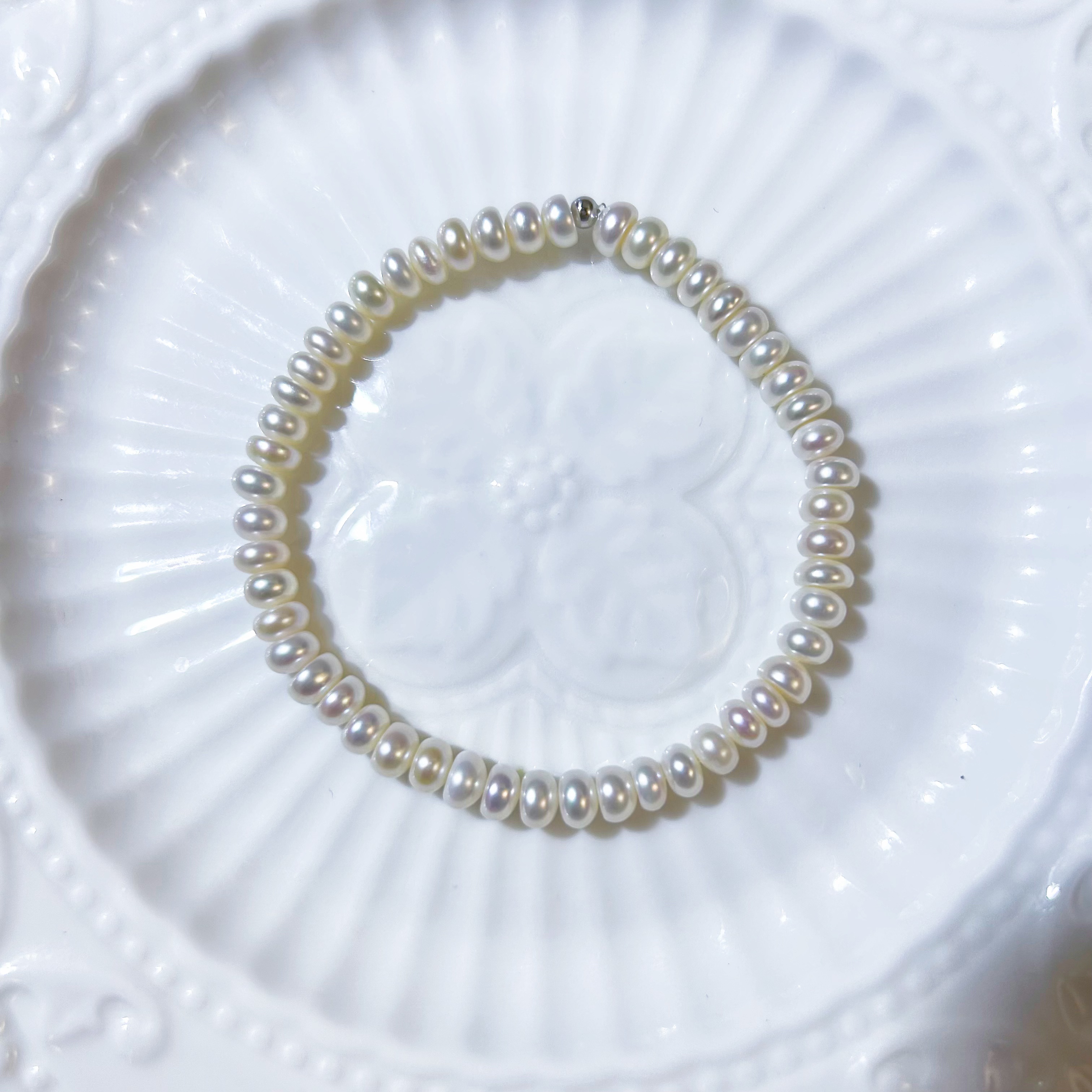 钱串子极光油亮无核珍珠手链  弹力线手链