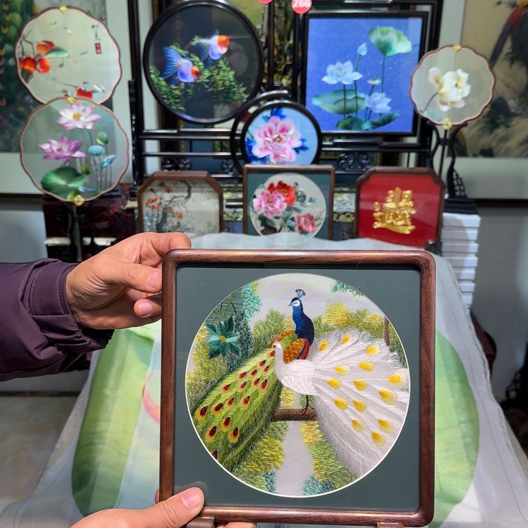 刺绣刺绣工艺精湛